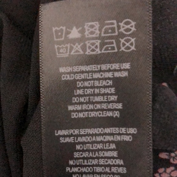 City Chic black floral dress size XL/22 - Picture 8 of 8